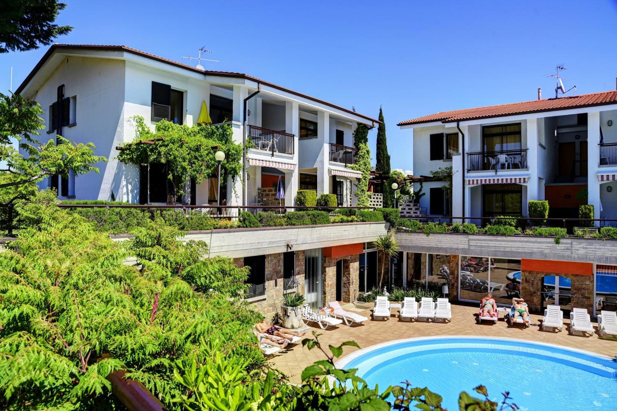 Italsol Residence Riai Moniga del Garda Zimmer foto