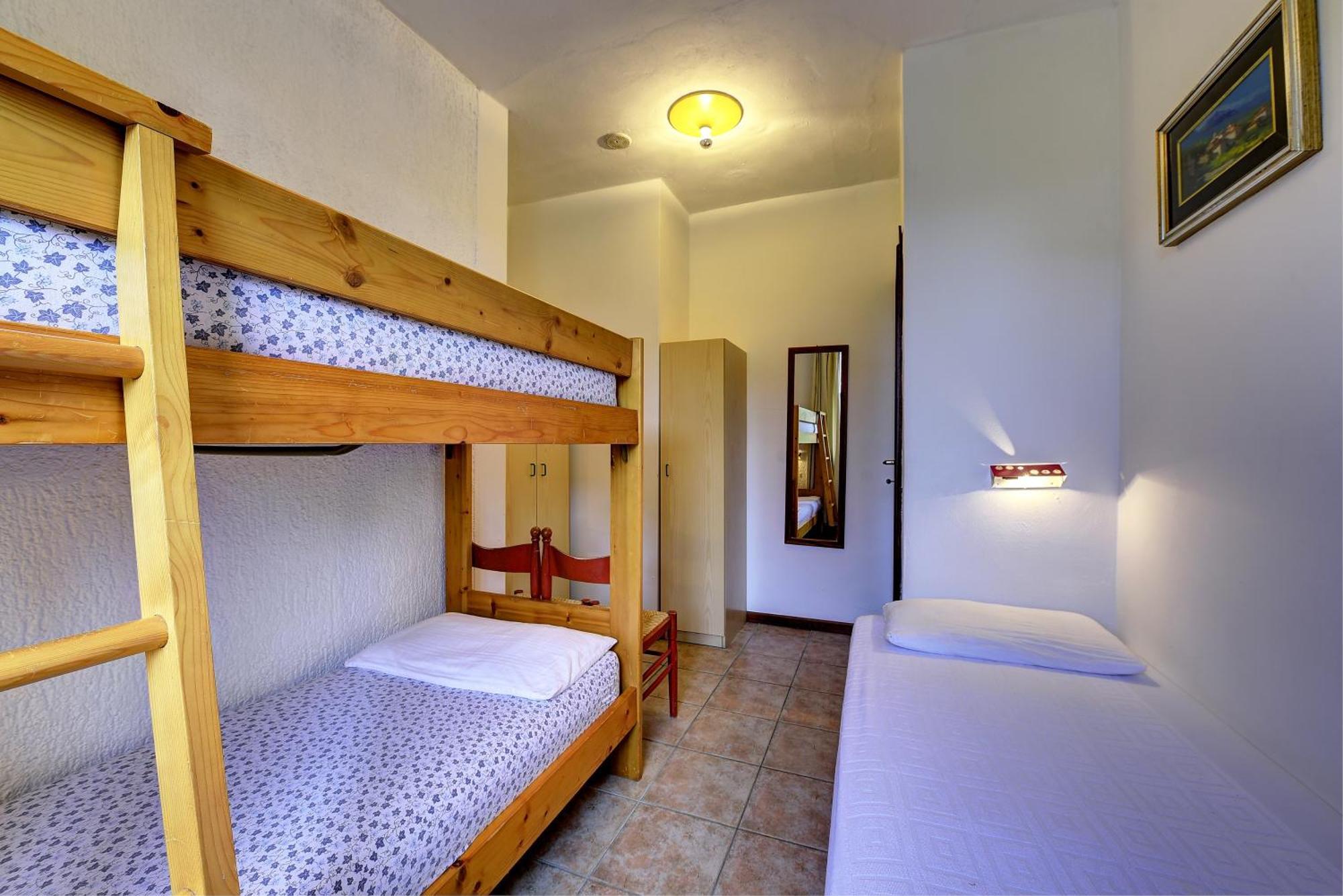 Italsol Residence Riai Moniga del Garda Zimmer foto