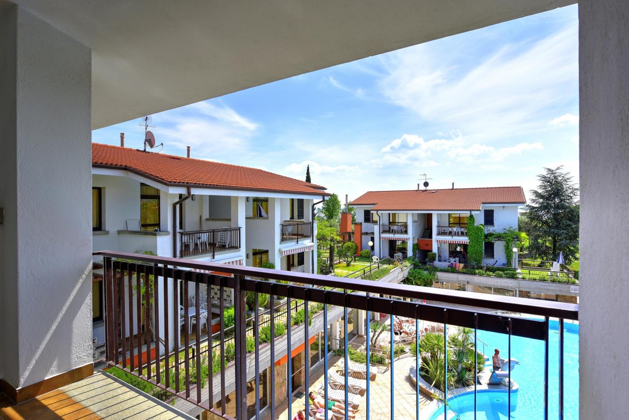 Italsol Residence Riai Moniga del Garda Zimmer foto